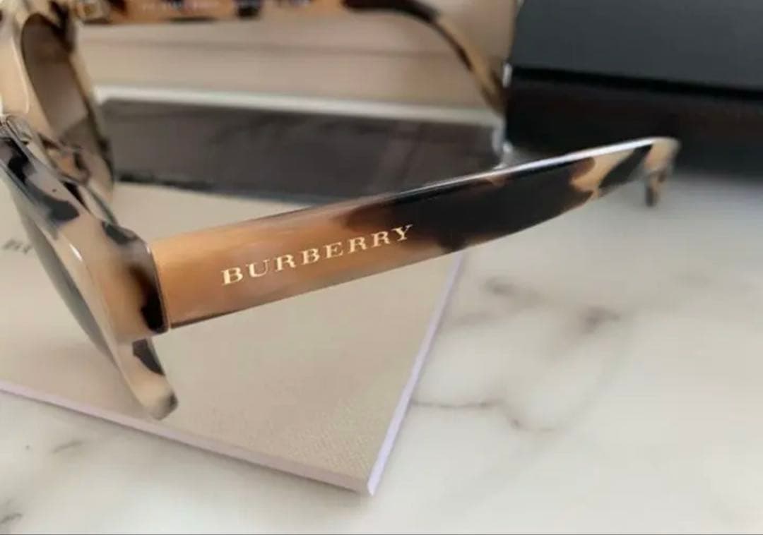 BURBERRY トータスシェル サングラス