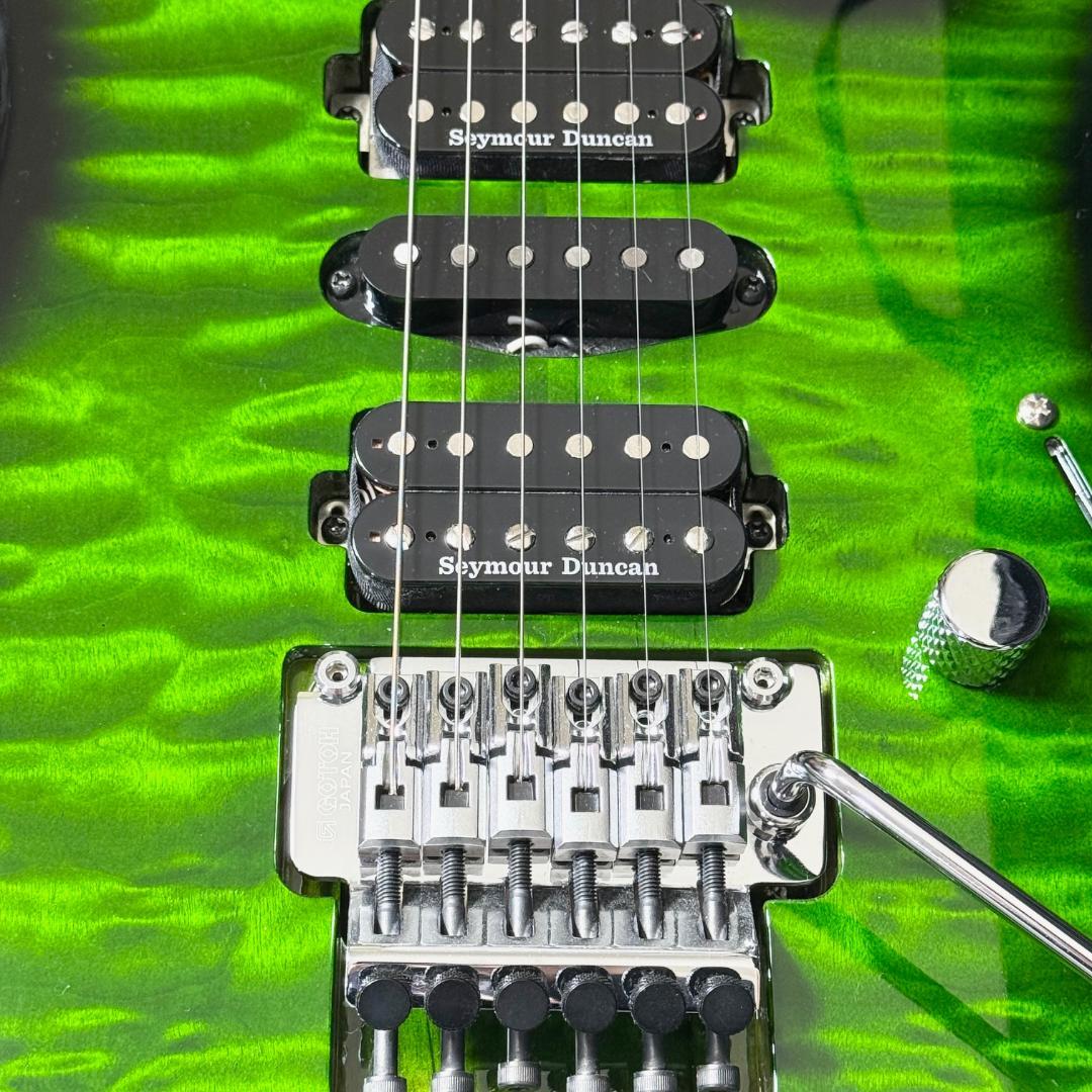 超美品 日本製 Charvel San Dimas Style1 HSH QM