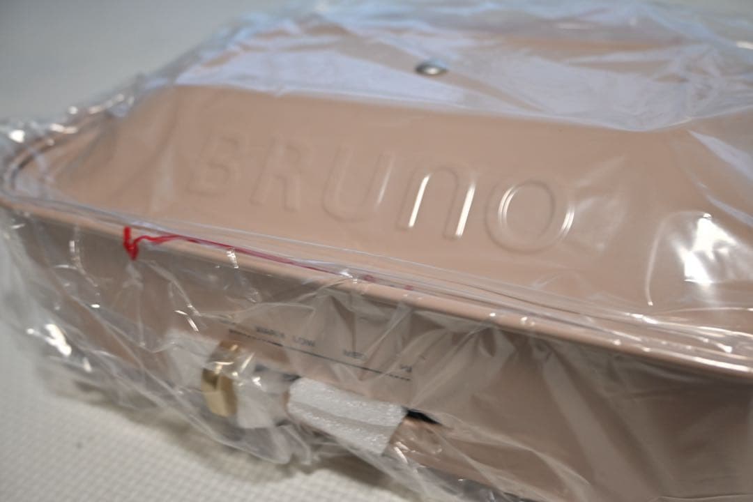 【新品・未使用】BRUNO ホットプレート ピンクベージュ たこ焼きプレート付き