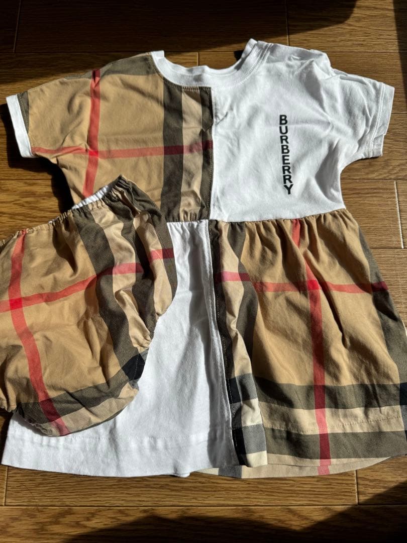 BURBERRY ロゴ　チェック柄　半袖ワンピース 12M ブルマ付き