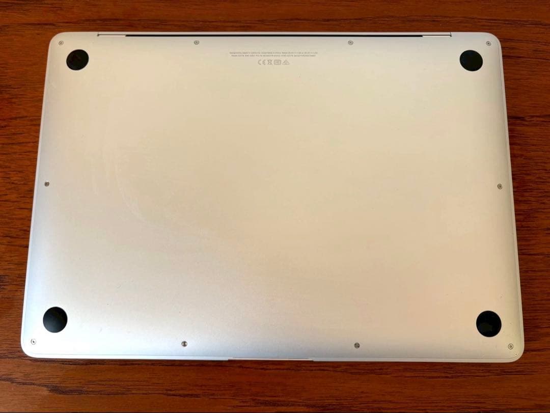【美品】MacBook Air 13インチ　 A2179 256GB