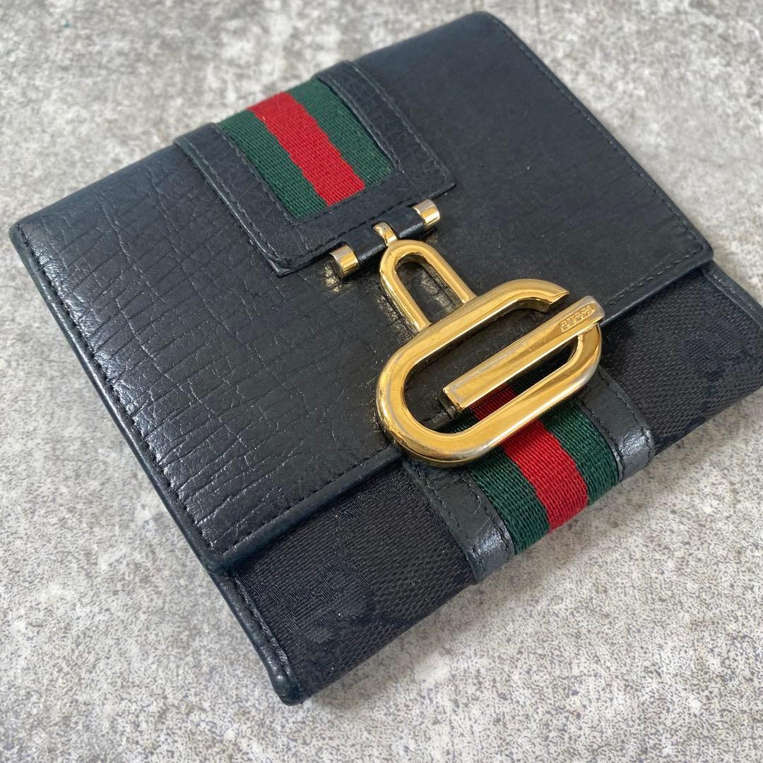 極美品　GUCCI グッチ シェリーライン GGロゴ 金具 レザー 二つ折り財布