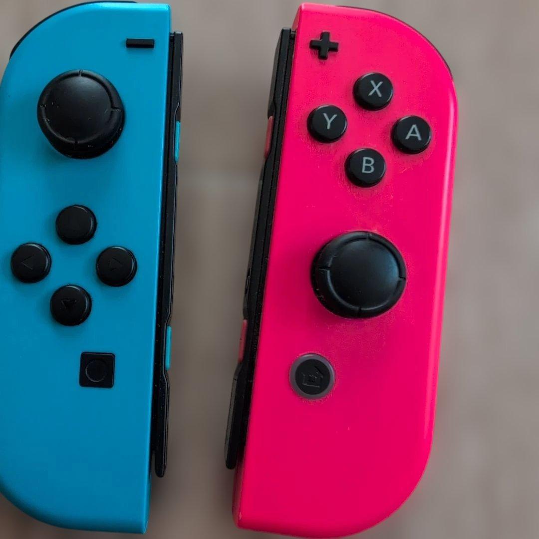 3連休限定お値下げ✨任天堂Switch 本体 スイッチ 持ち運び用ケース付き
