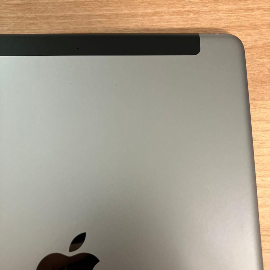【美品】iPad 第6世代 32GB Wi-Fi+Cellular 動作確認済み