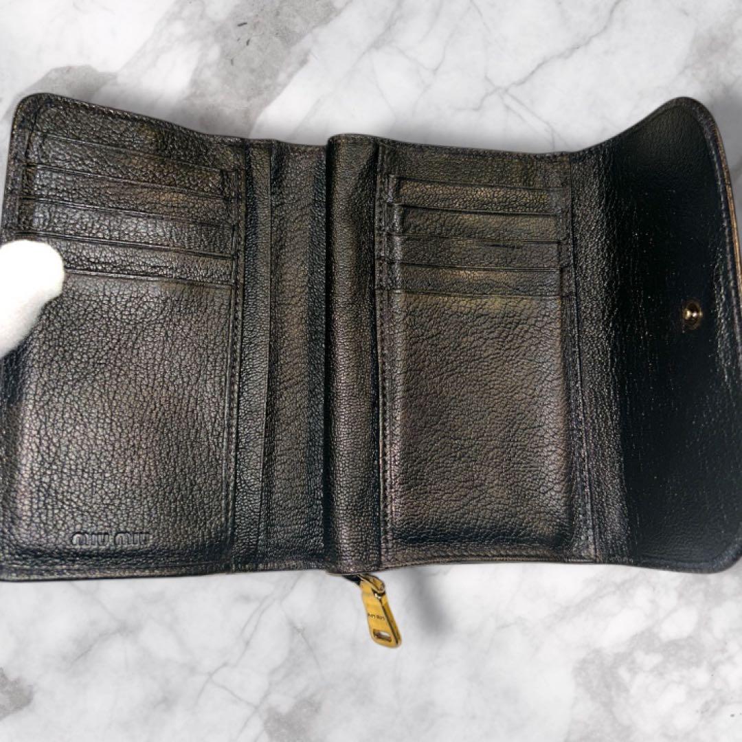 【極美品】miumiu レザー2つ折り財布 ゴールドロゴ 黒
