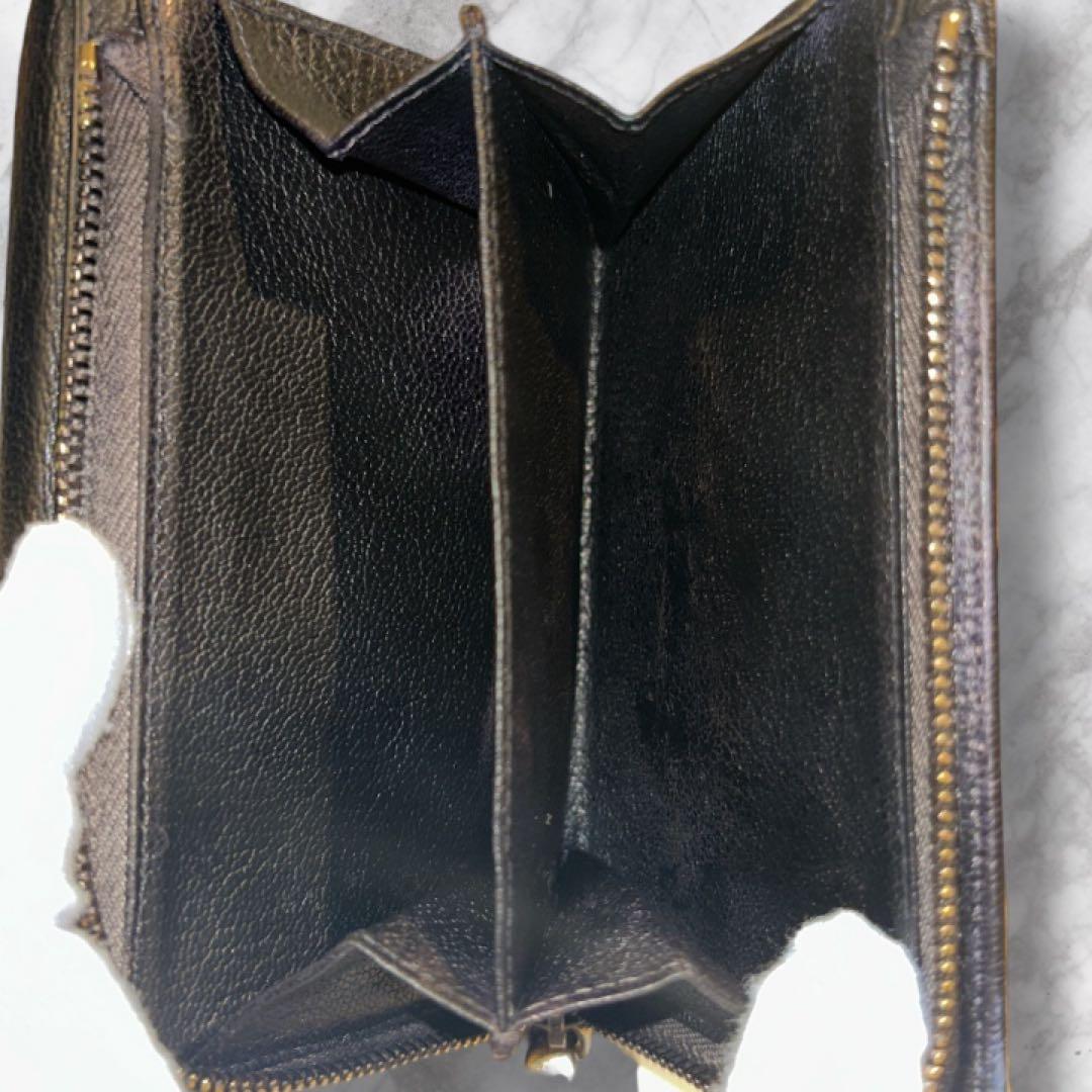 【極美品】miumiu レザー2つ折り財布 ゴールドロゴ 黒