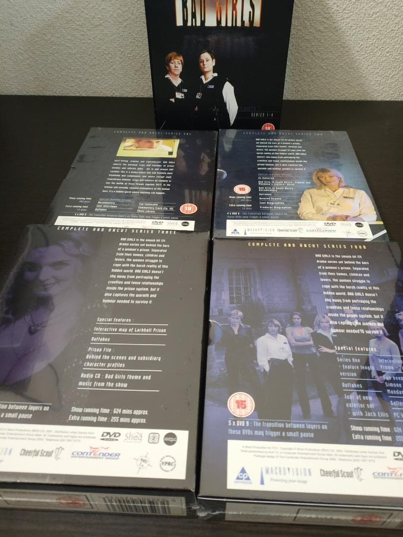 新品未開封品 BAD GIRLS S1 S2 S3 S4 DVD BOX SET