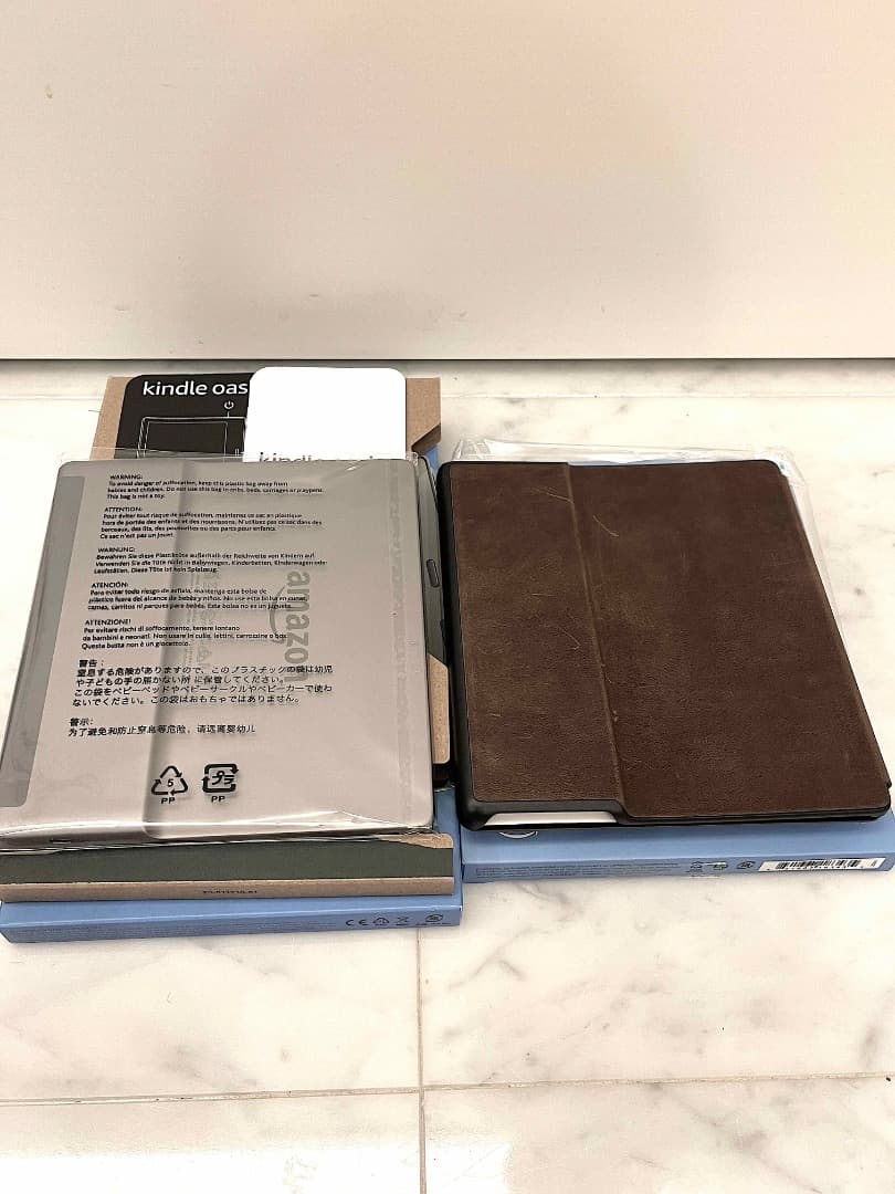 Kindle Oasis第10世代32GB & 純正レザーカバー
