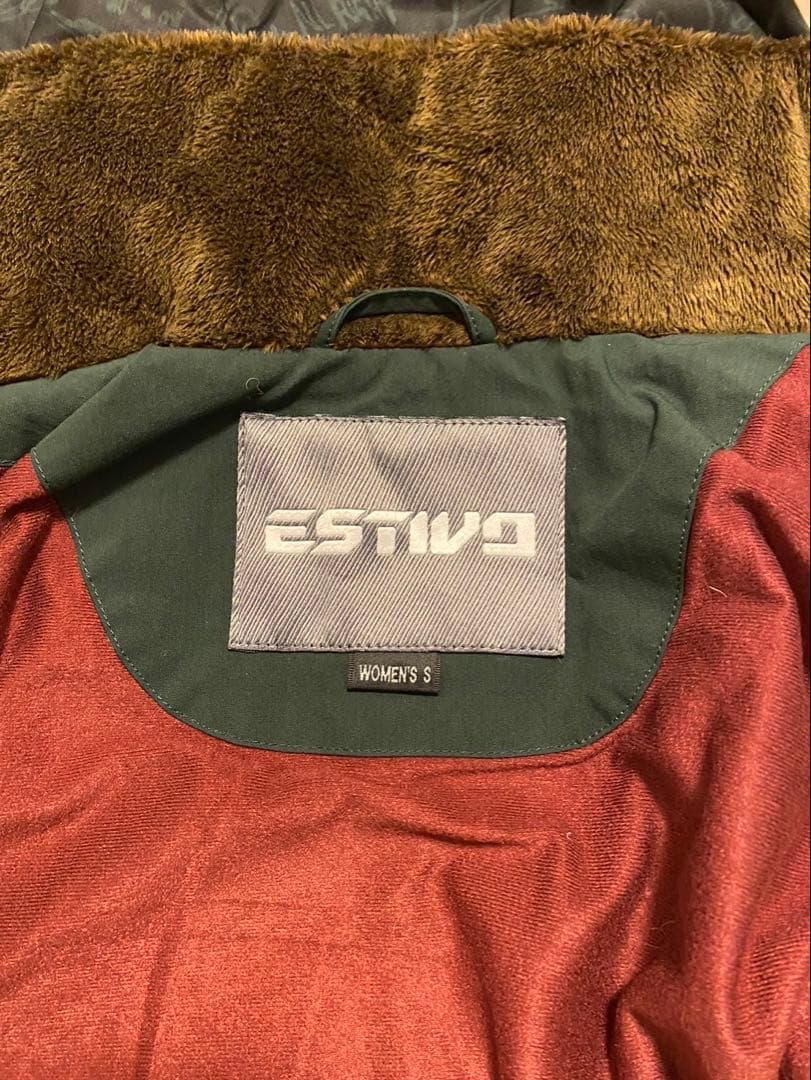 ESTIVO ウェア S グリーン×ベージュ パスケース付き パウダーガード付き