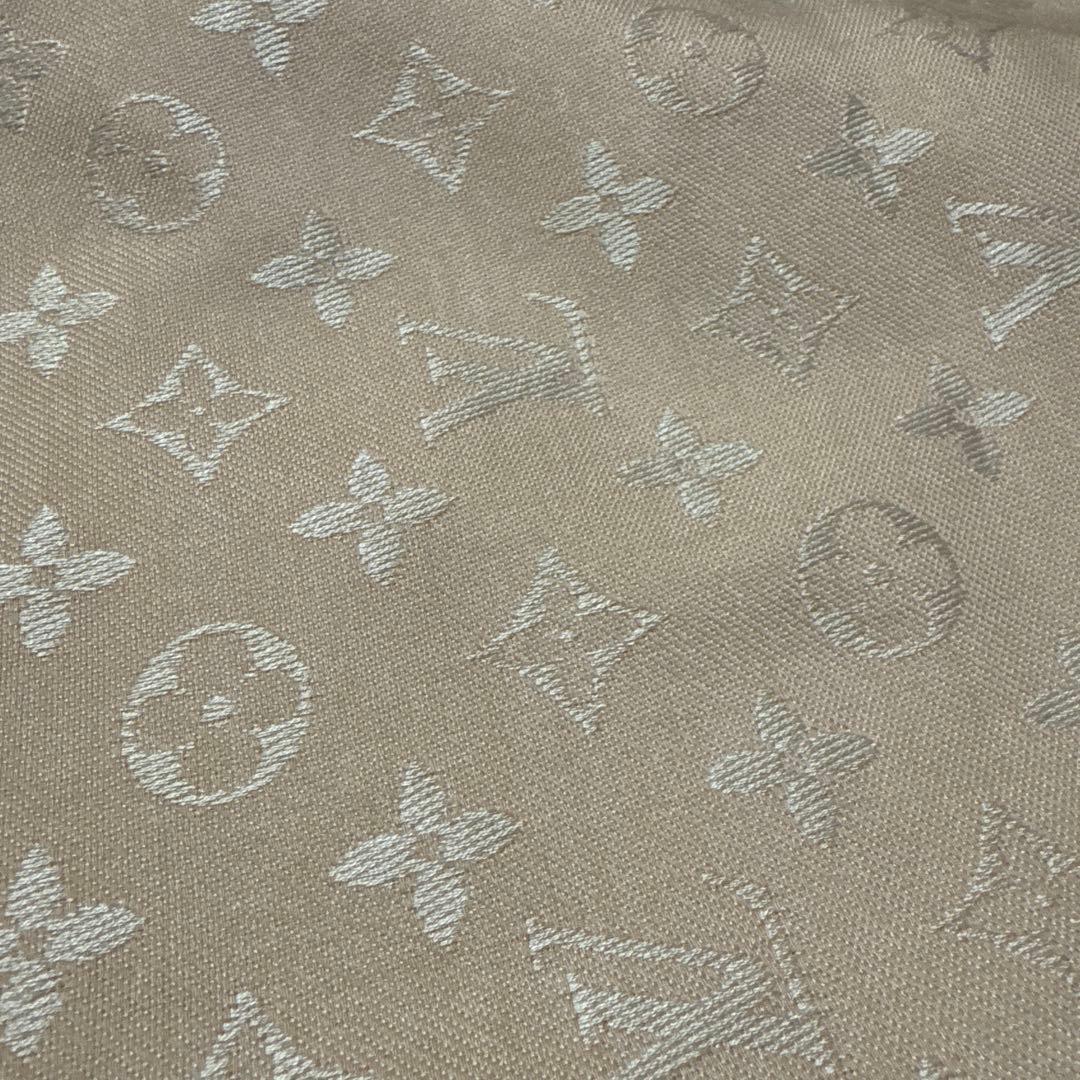 【未使用品】LOUIS VUITTONモノグラム大判ストール