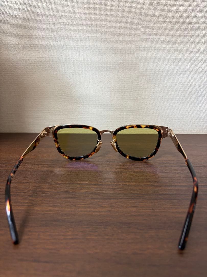 丸。　STUSSY サングラス