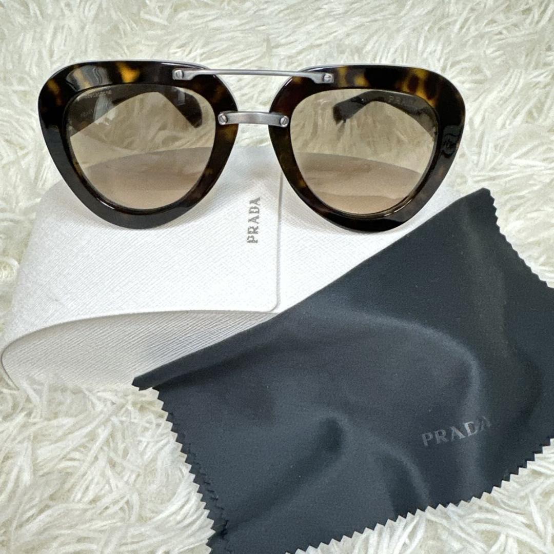 PRADA プラダ サングラス イタリア製 個性的 ケース付き