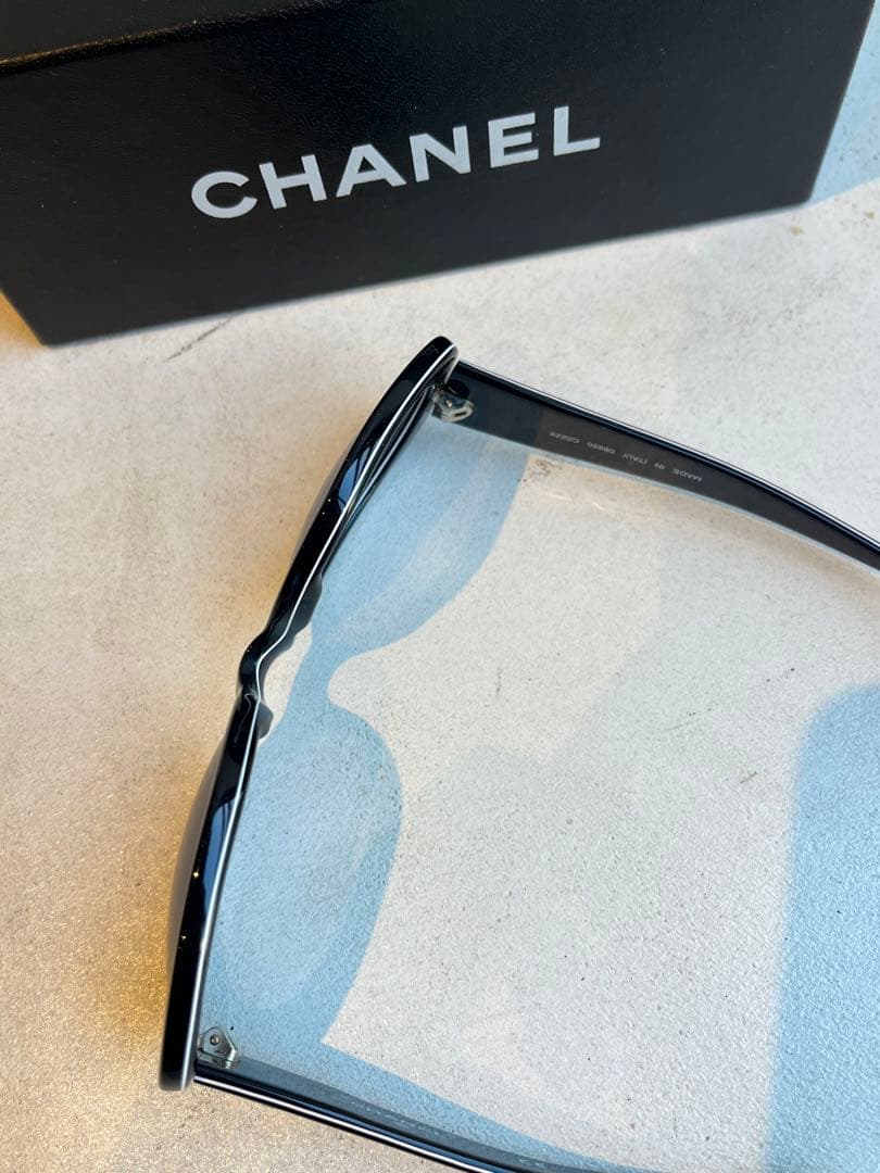 【極美品】CHANEL ブラック ラウンドサングラス