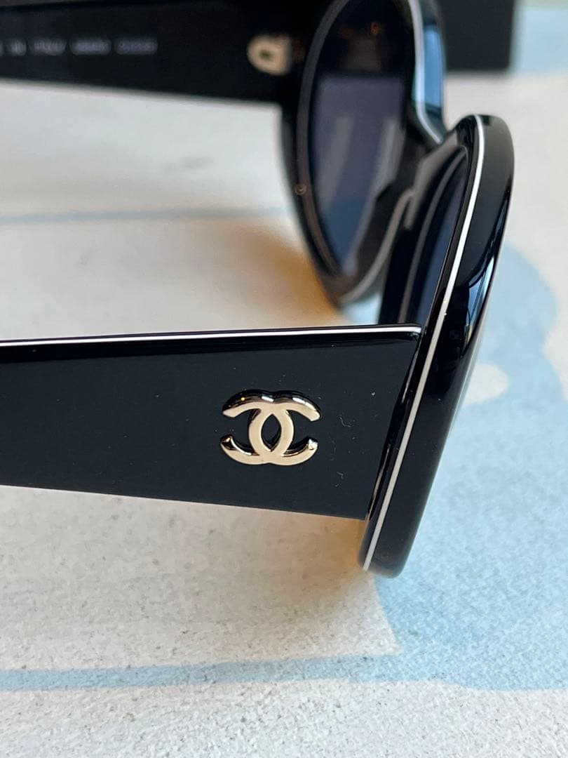 【極美品】CHANEL ブラック ラウンドサングラス