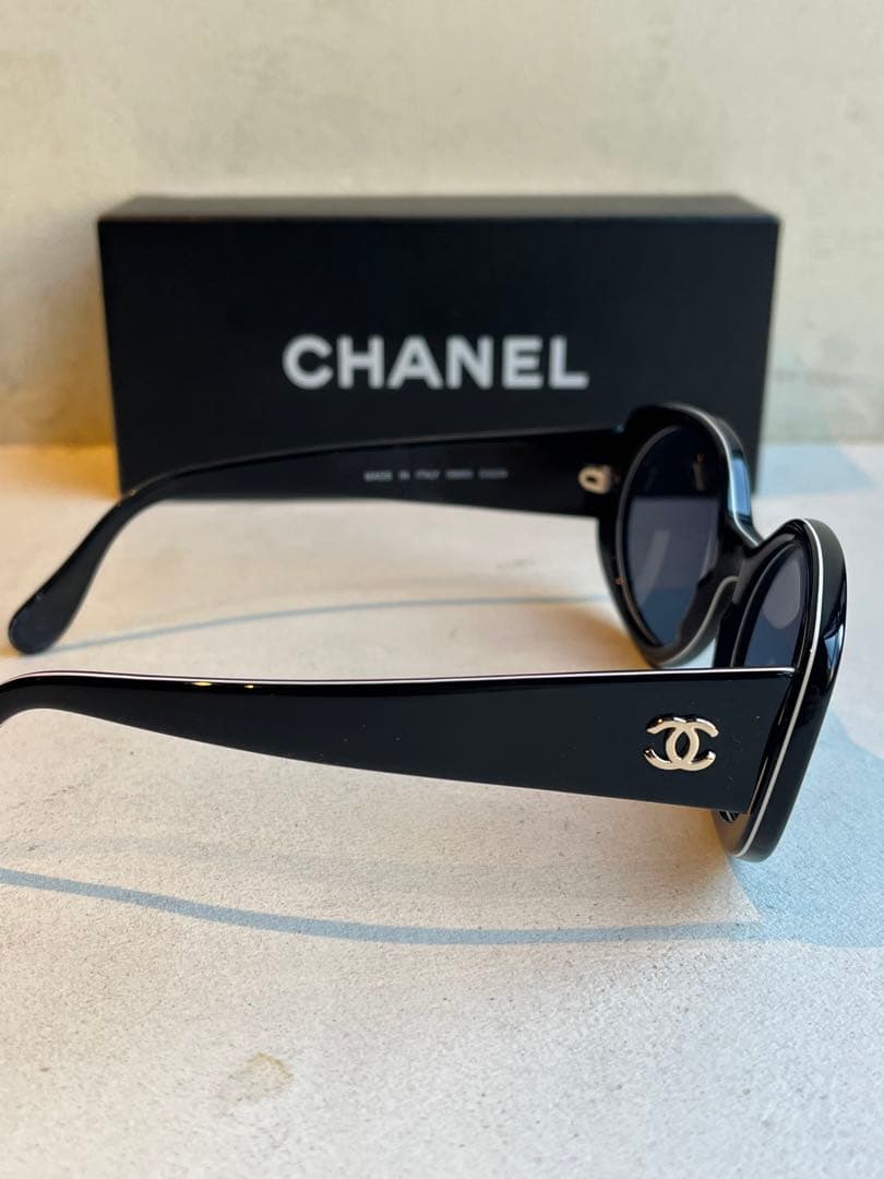 【極美品】CHANEL ブラック ラウンドサングラス