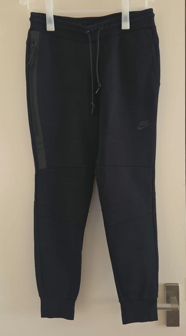 ナイキ　テックフリース　ブラック　セット　M　NIKE　パンツ　赤タグ　上下　黒