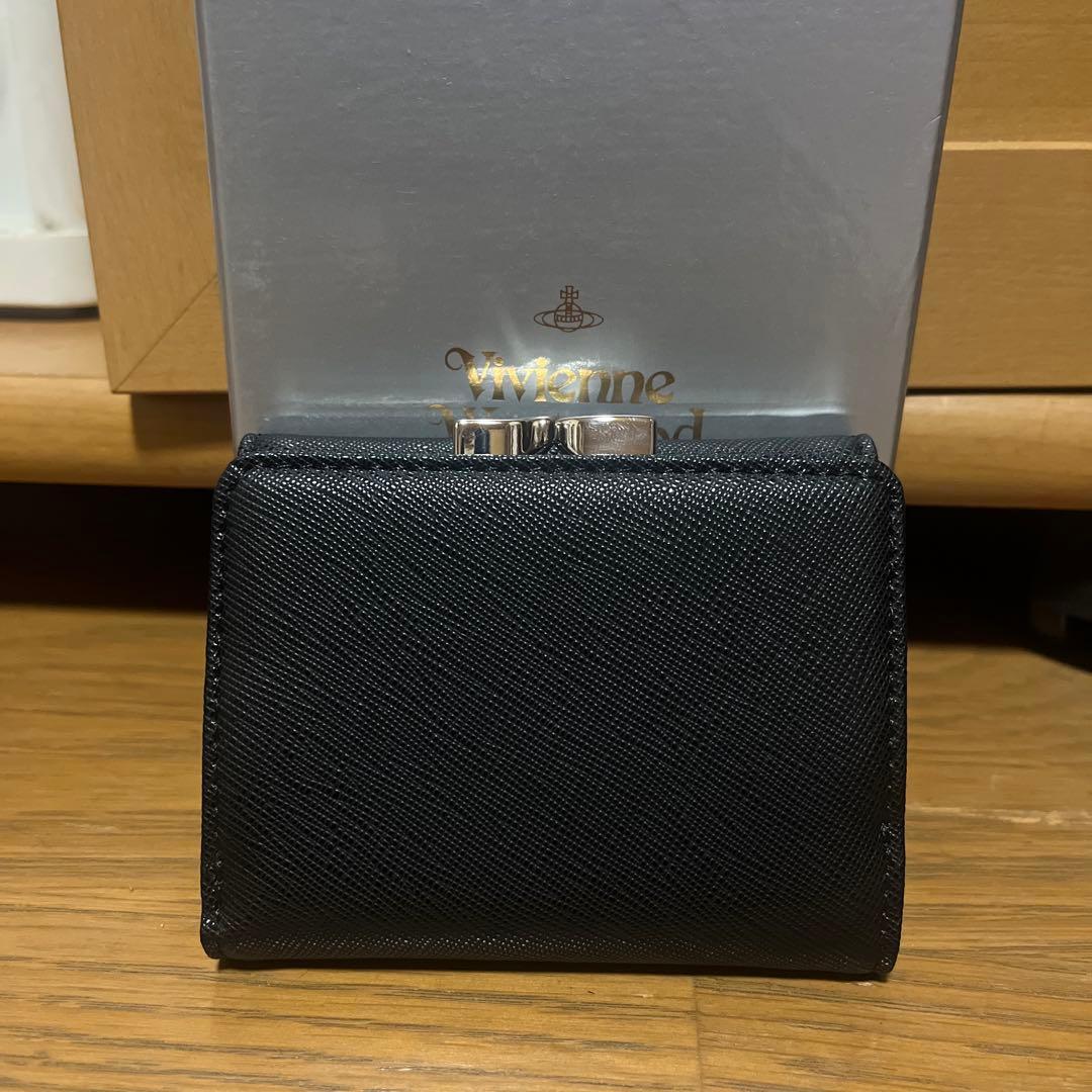 ヴィヴィアンウエストウッド 三つ折財布