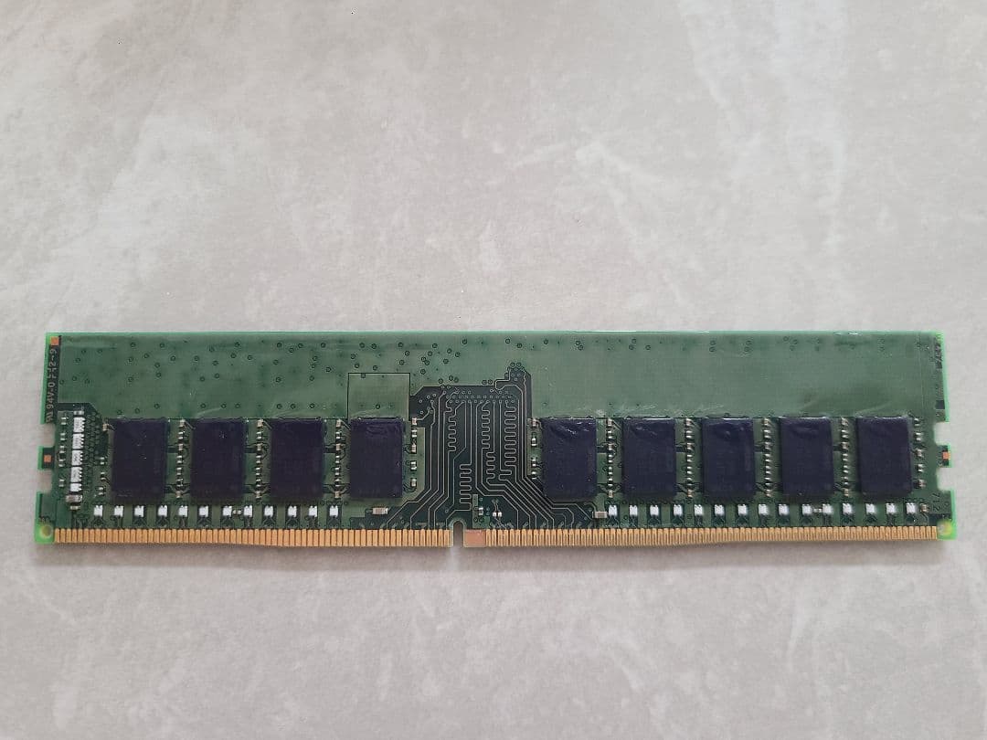 メモリー 32GB ECC DIMM DDR4-3200