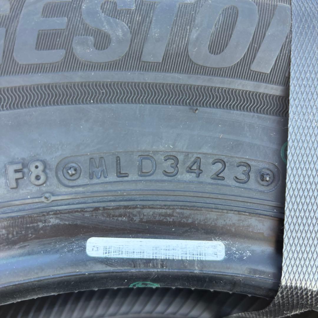 新品 BRIDGESTONE BLIZZAK VRX3 195/65R16 4本