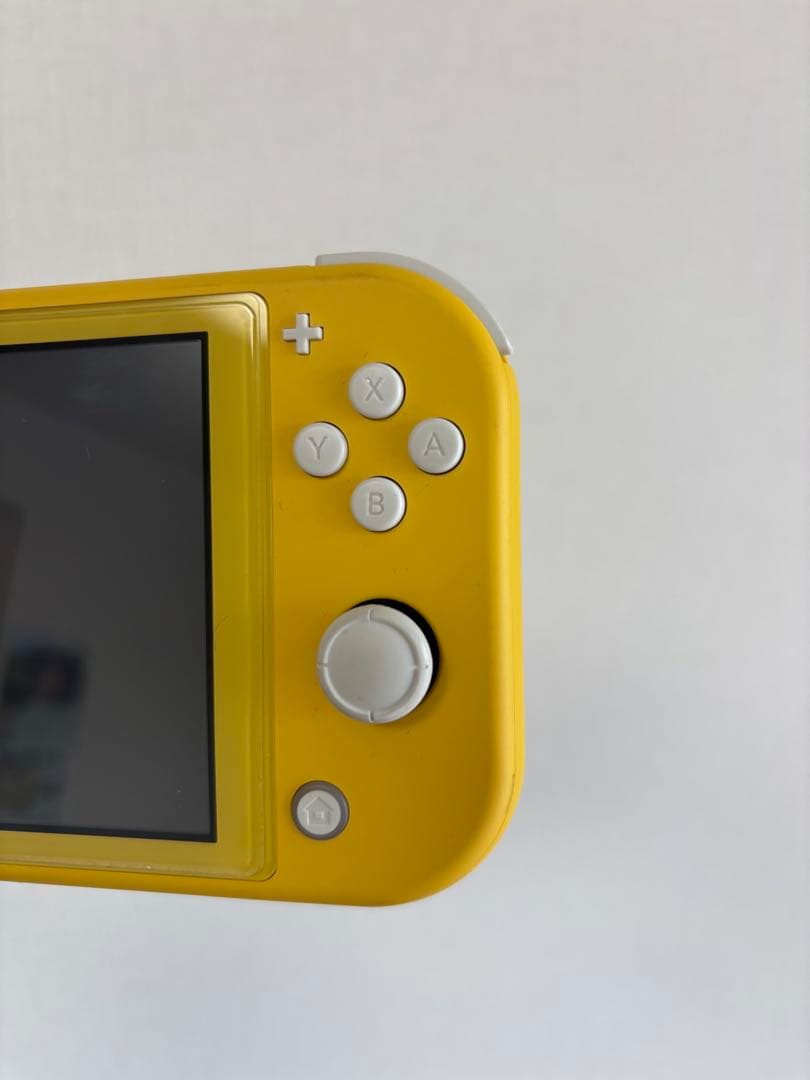 Nintendo Switch Lite イエロー（充電器&箱付き）