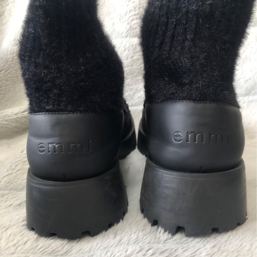【emmi】フェザーヤーンニットブーツ（ブラック・24.0cm）
