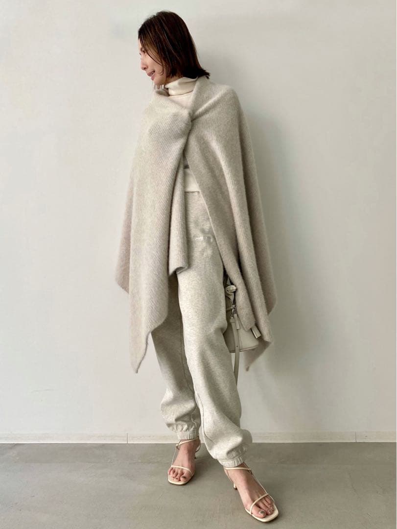 LAppartement，THROW EVA STOLEスローEVAストール