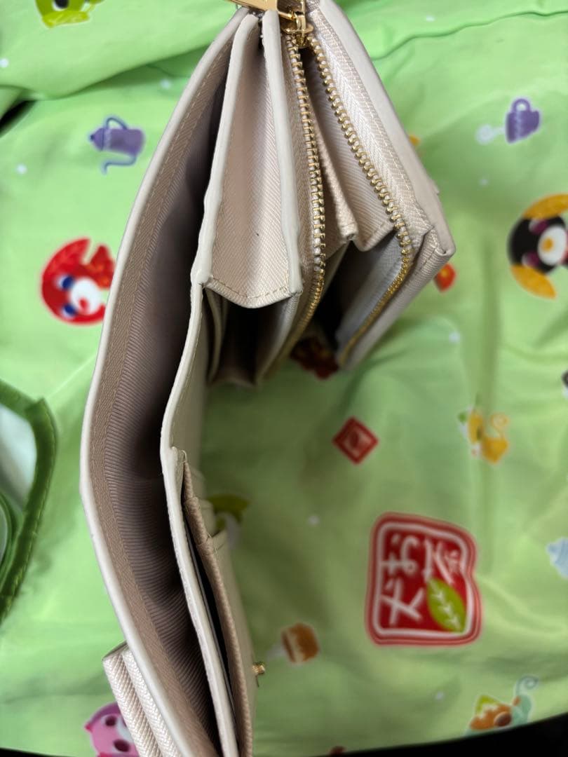 RANDA ピンク 二つ折り財布 リボン付き