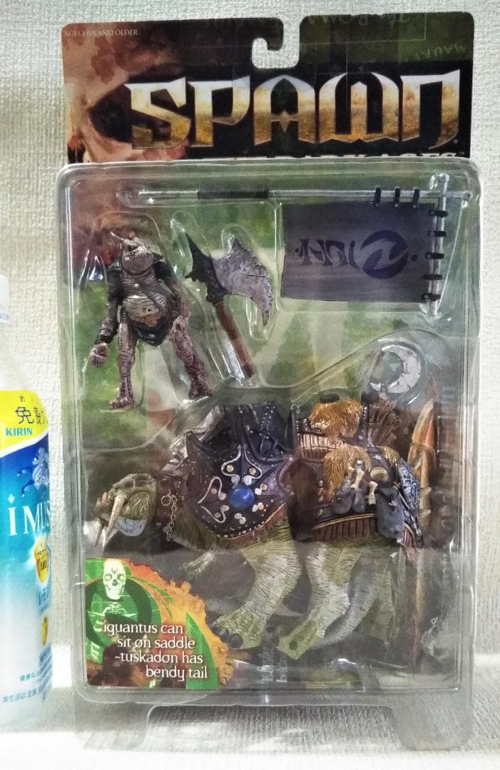 スポーン iguantus and tuskadon　マクファーレン KK220