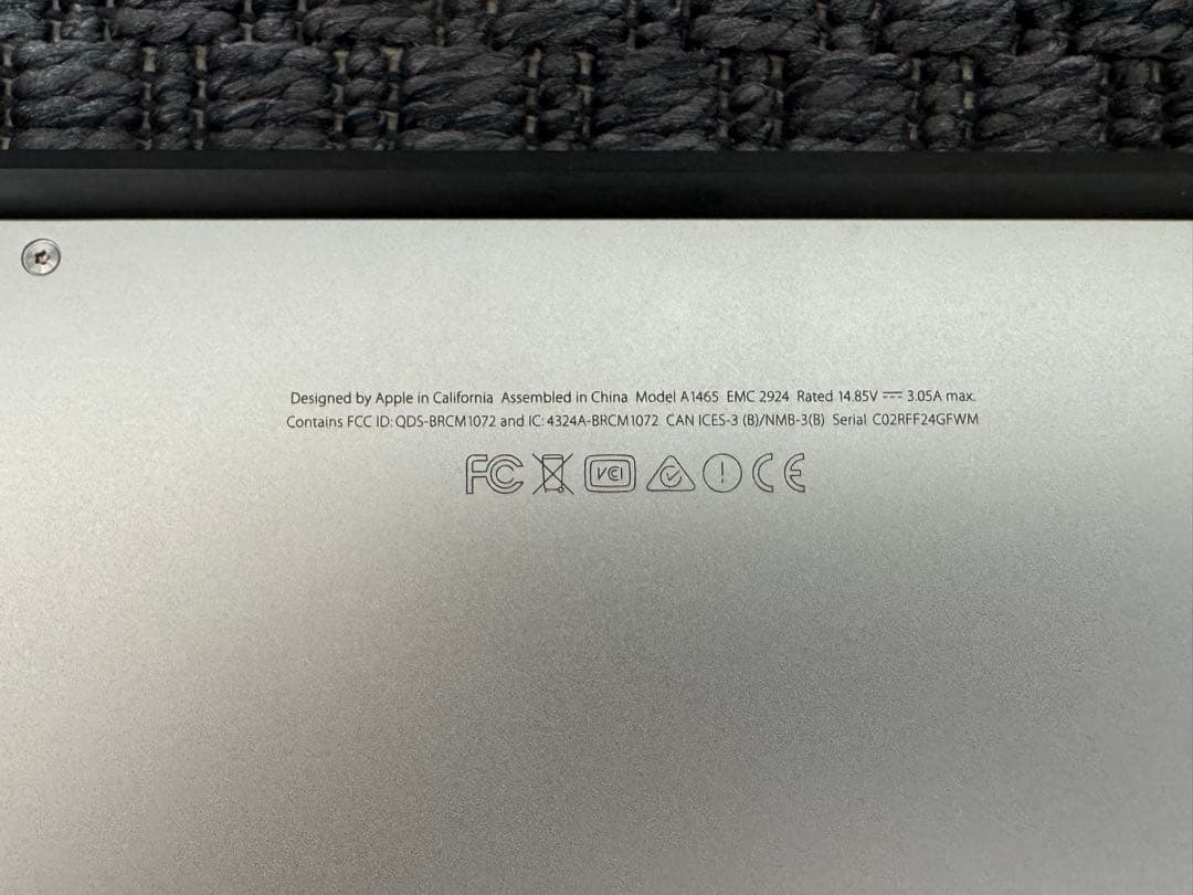 Apple MacBook Air A1465 シルバー