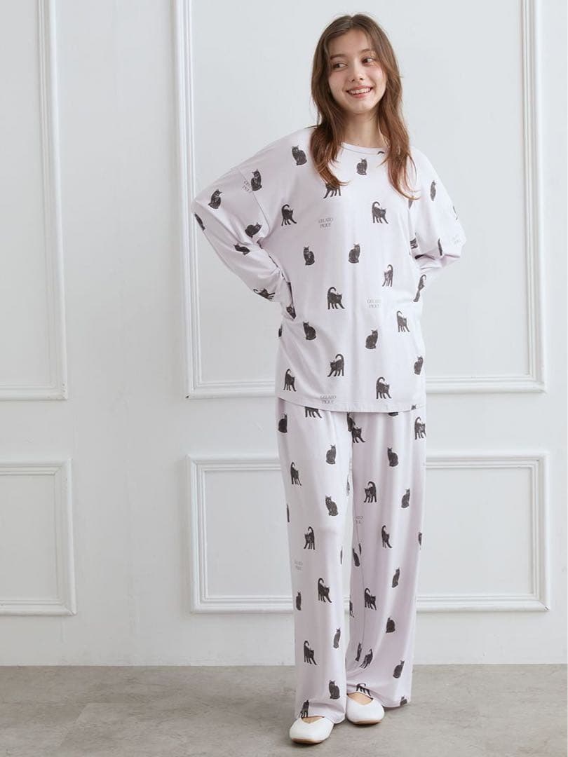 【新品】ジェラートピケ CAT総柄ロングパンツ