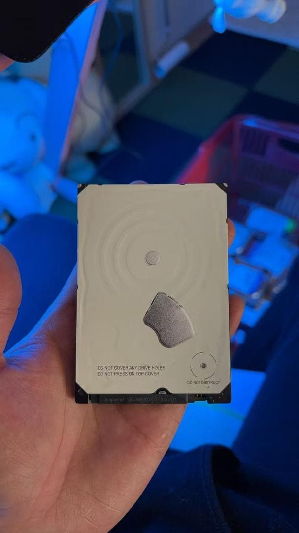 WD Blue WD20SPZX 2TB 内蔵ハードディスク電源投入回数22 回