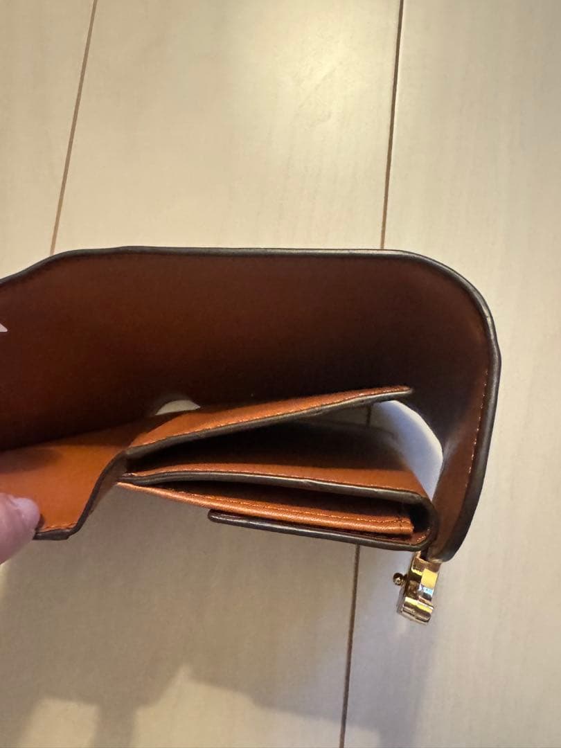 レザー製三つ折り財布 セリーヌ