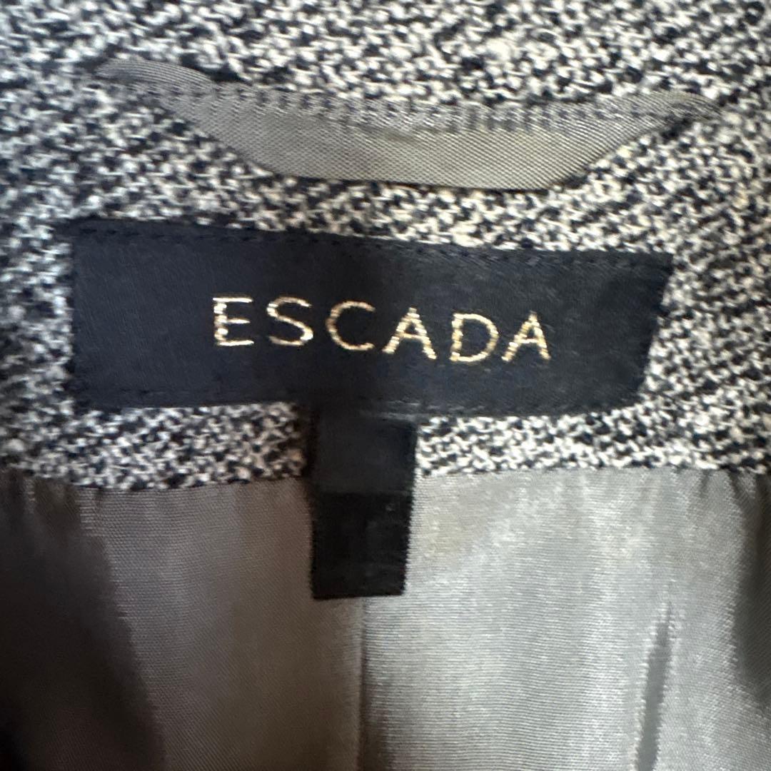 ESCADA ファー付ジャケット、スカート2枚セット