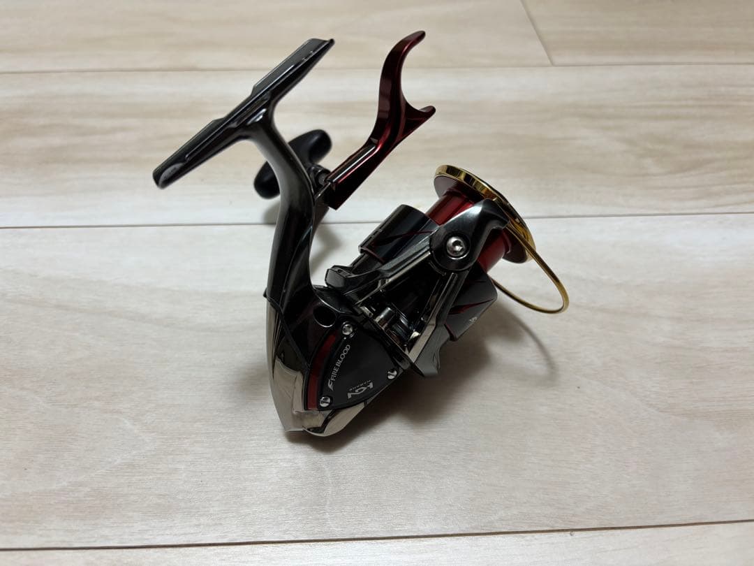 シマノ19BBX テクニウム ファイアブラッドC3000DXG S 左ハンドル