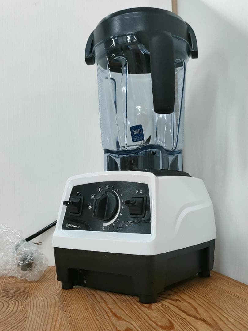 【新品、未使用】バイタミックス　E520　保証書あり　1599