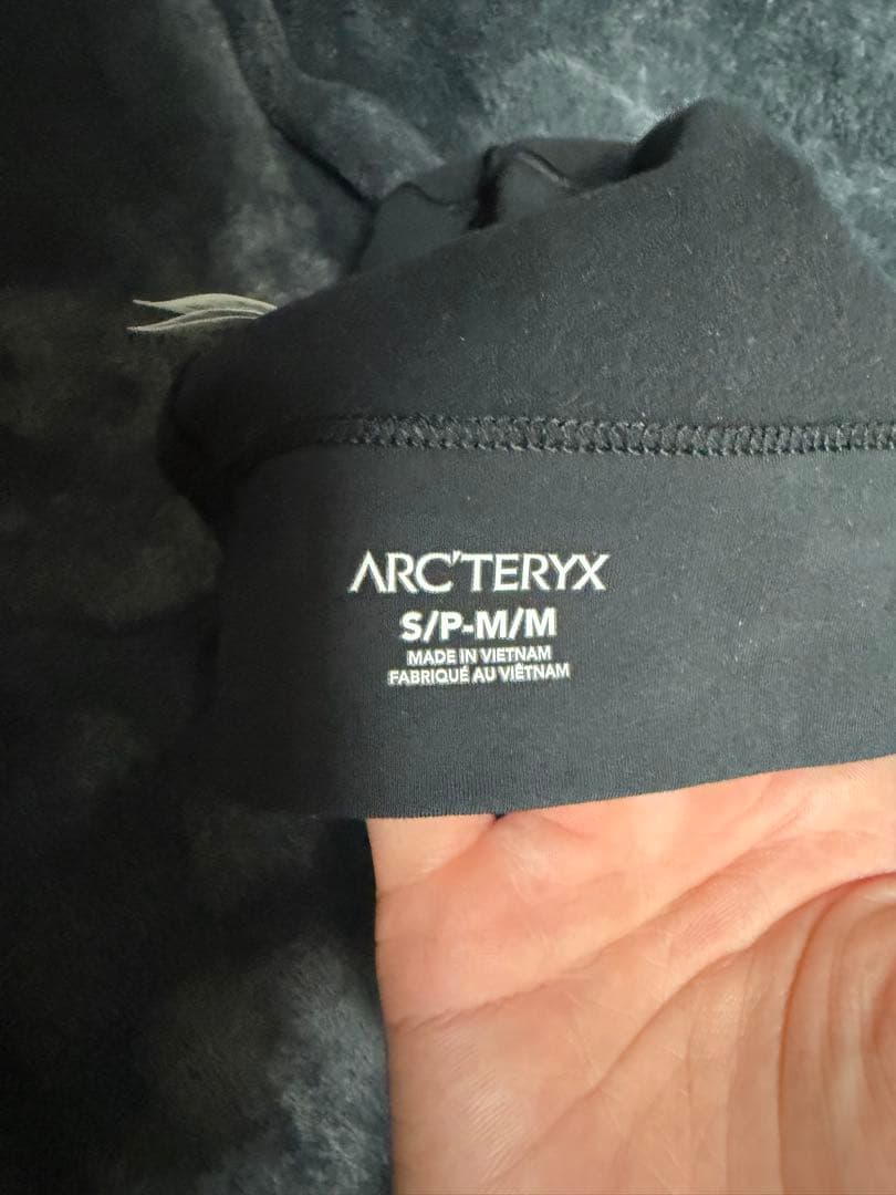 ARC'TERYX ブラック ニット帽 S/P-M/M