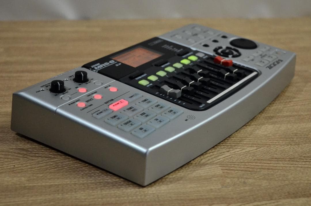 ZOOM MRS-8 マルチトラックレコーダー 動作良好