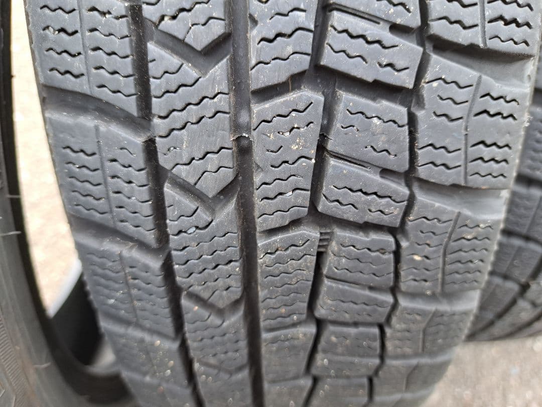 バリ山！155/65R14×4雪道安心！信頼と剛性のダンロップWM！送料￥300