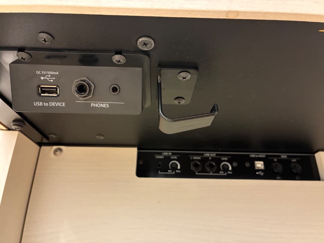 も*じ様 【引取か専門配送：自由が丘】KAWAI 電子ピアノ CA67A （20