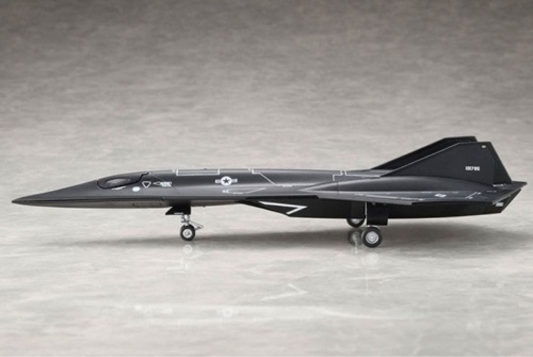 1/100 ダークスター トップガン マーヴェリック 完成品 飛行機 BF181