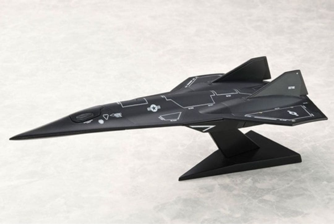 1/100 ダークスター トップガン マーヴェリック 完成品 飛行機 BF181