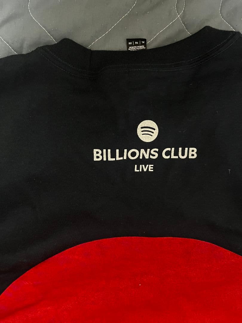 BAD BUNNY Tシャツ ビリオンズクラブXL Spotifyストラップ付き