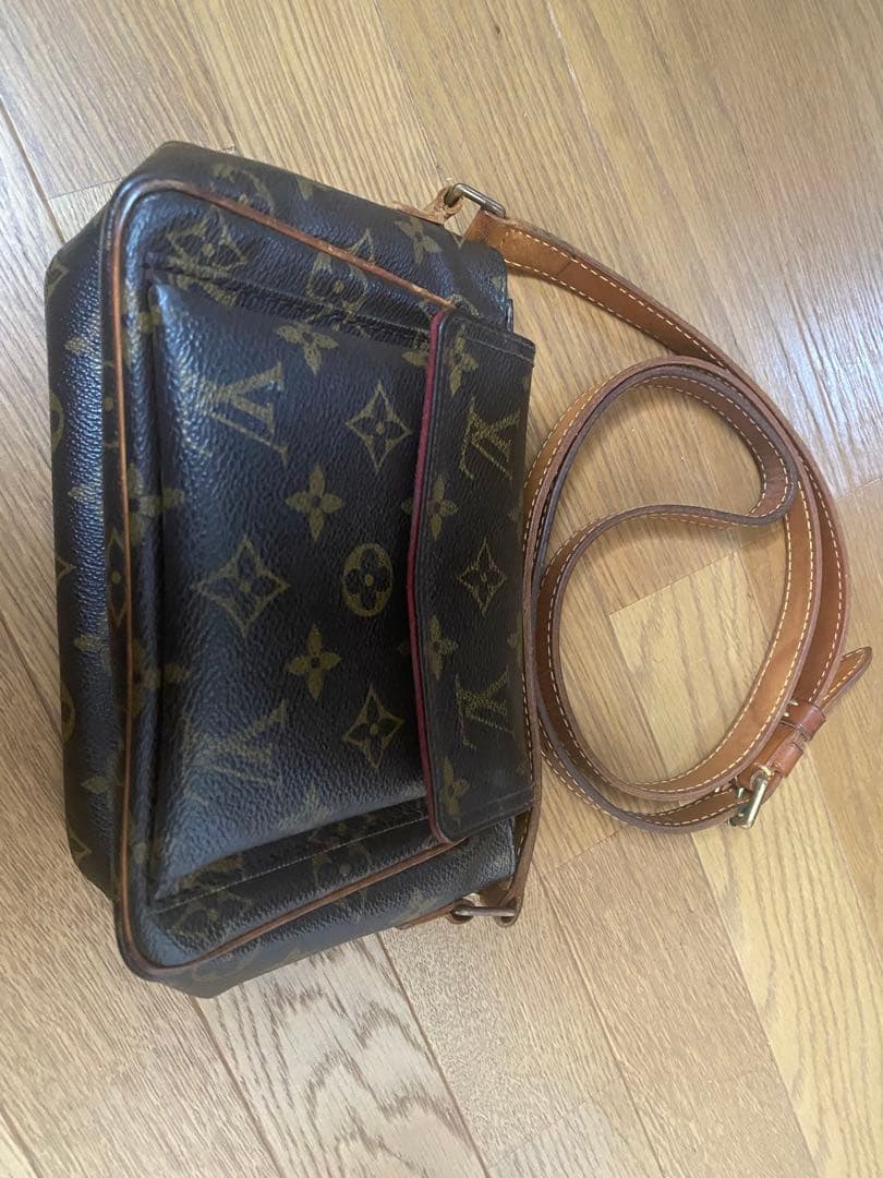 Louis Vuitton モノグラム ショルダーバッグ
