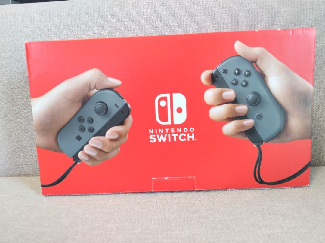 (箱付・美品)Nintendo Switch 本体 グレー Joy-Con付き