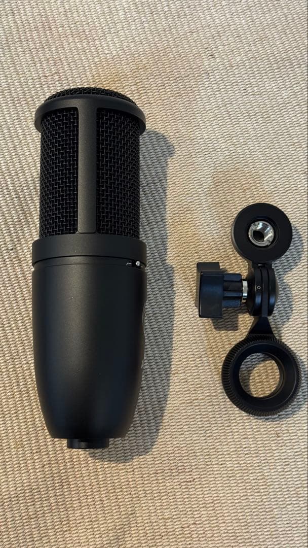 AKG P120 コンデンサーマイク