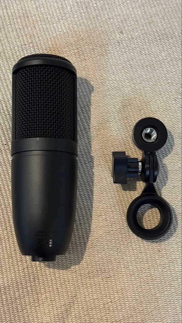AKG P120 コンデンサーマイク