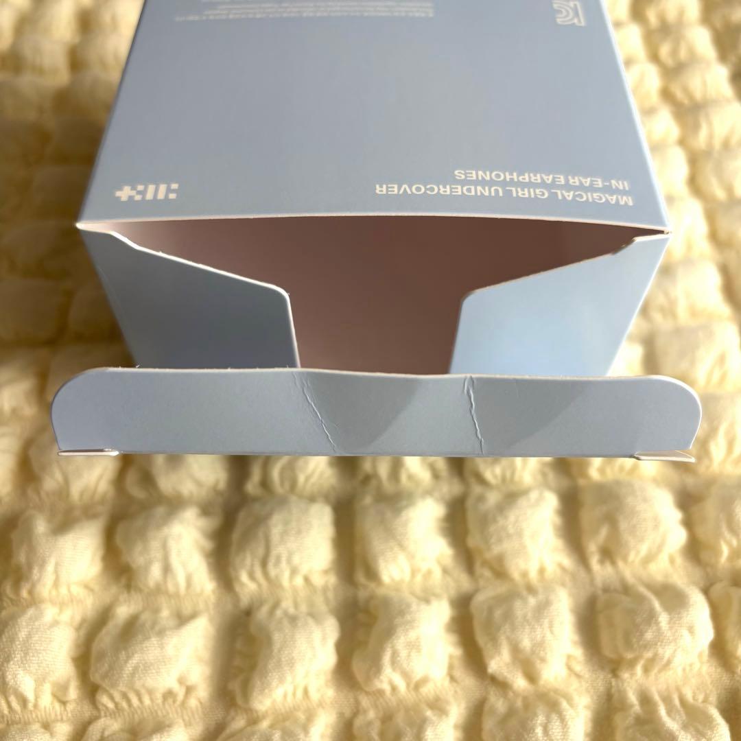ILLIT イヤモニ風イヤホン