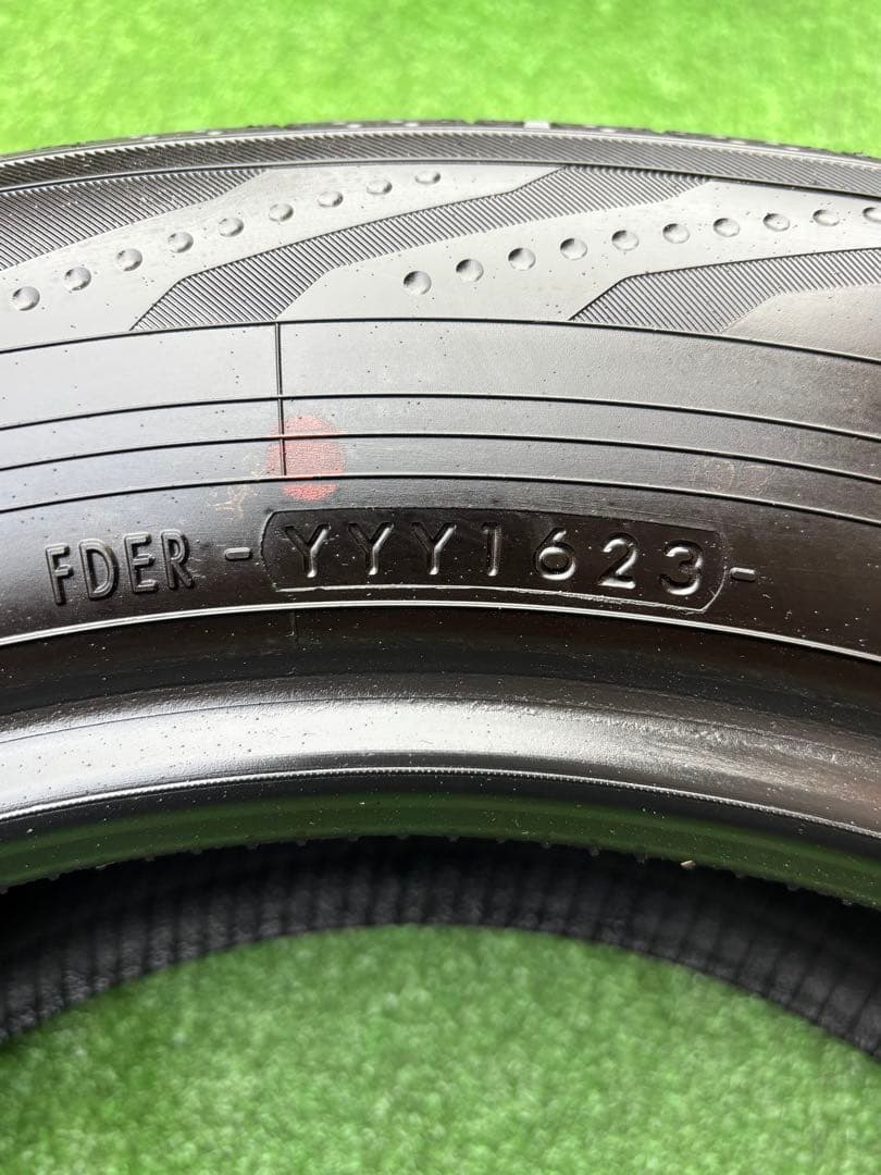 YOKOHAMA BluEarth RV03 215/60R17 2023年深山