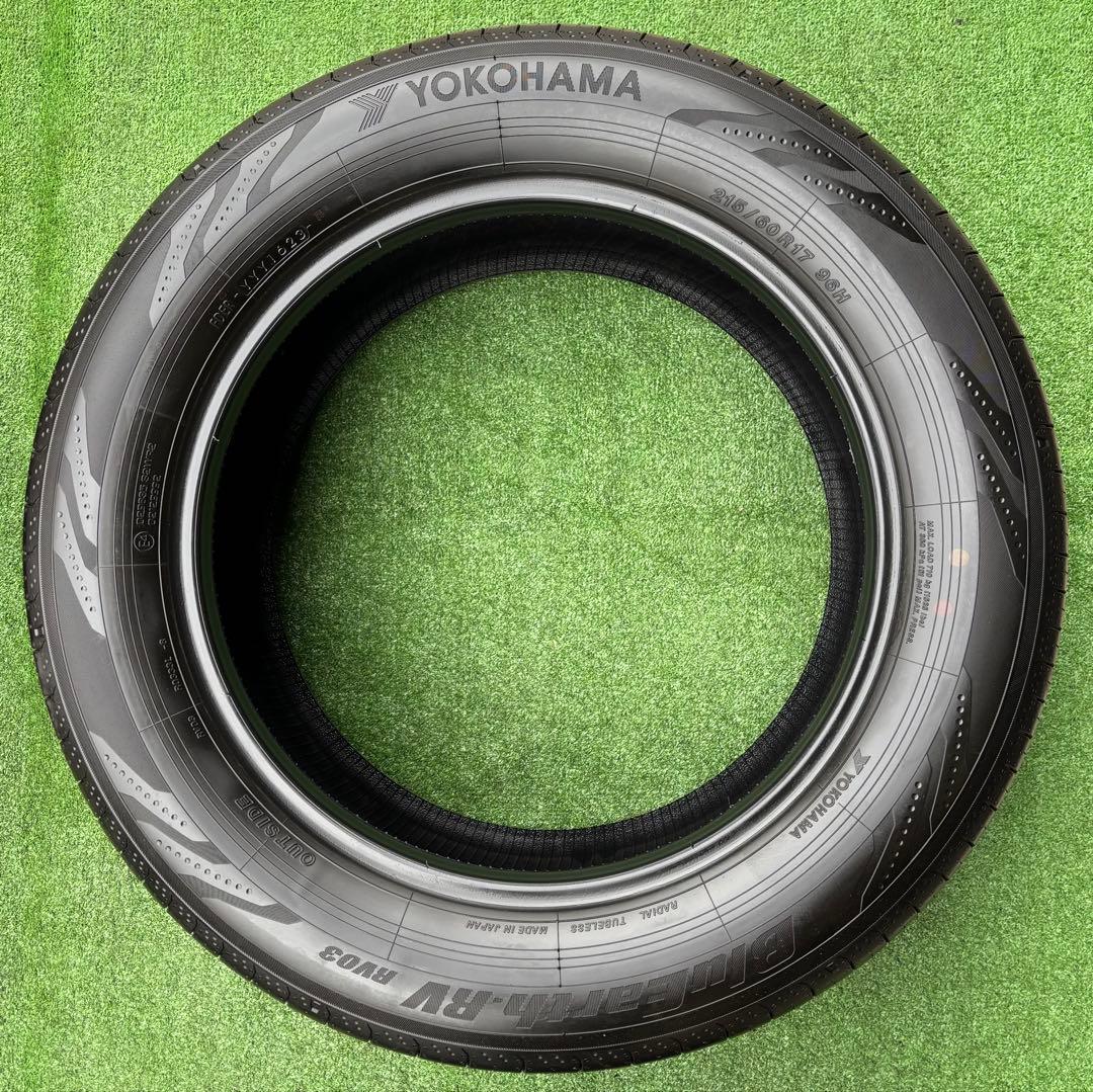 YOKOHAMA BluEarth RV03 215/60R17 2023年深山