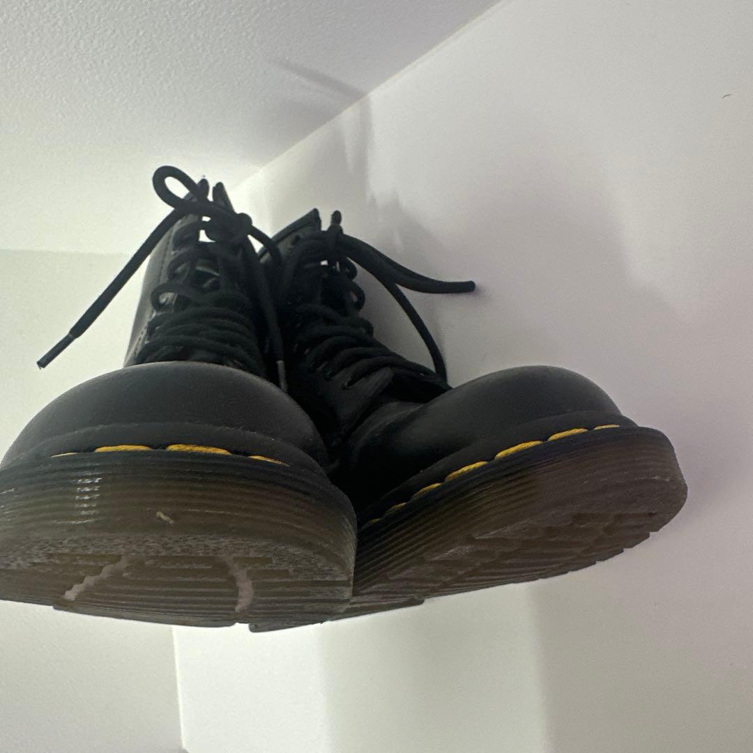 Dr. Martens ブラック レースアップブーツ